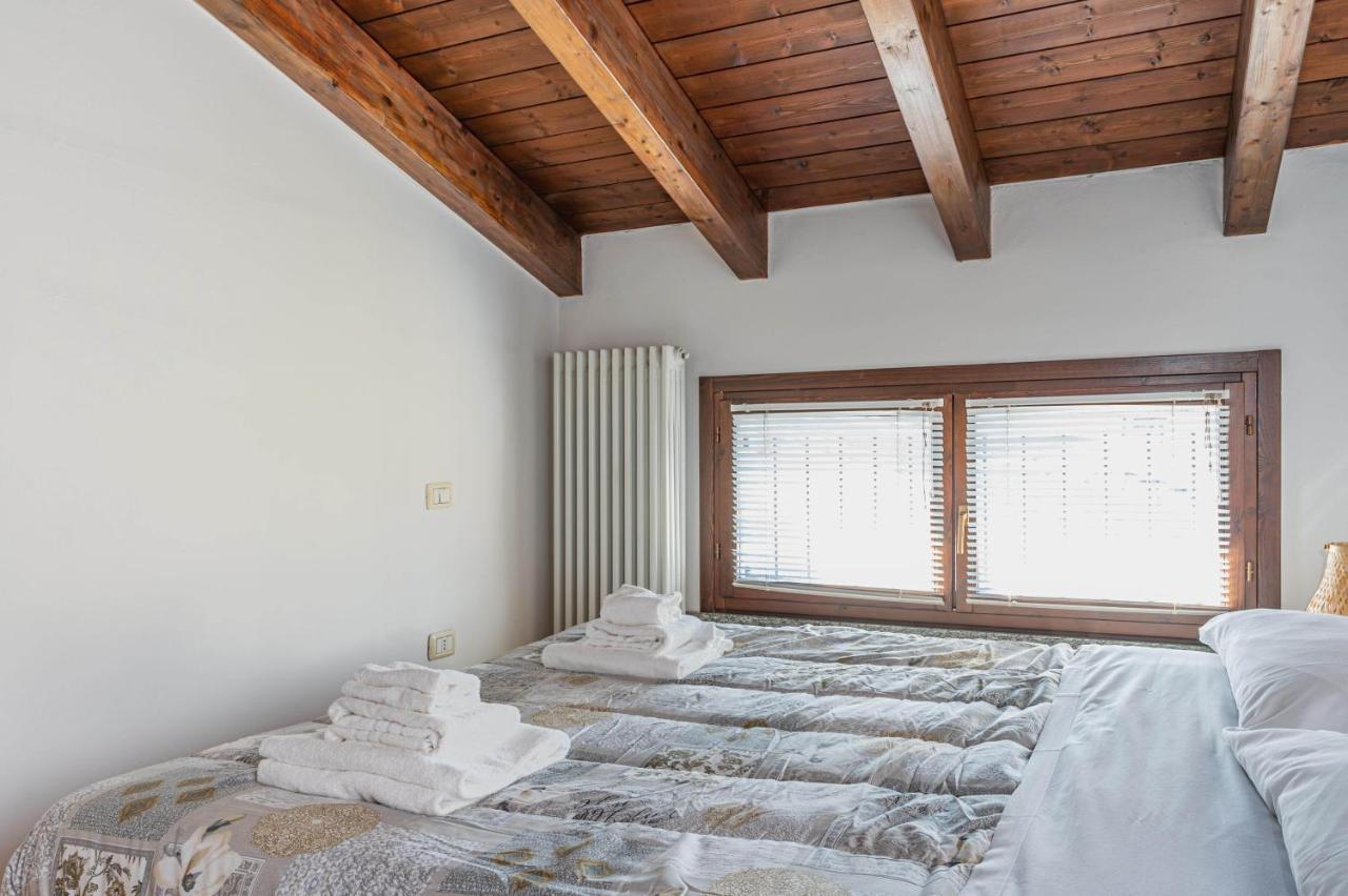 Parma Parco Ducale Duplex Apartment With Parking Extérieur photo