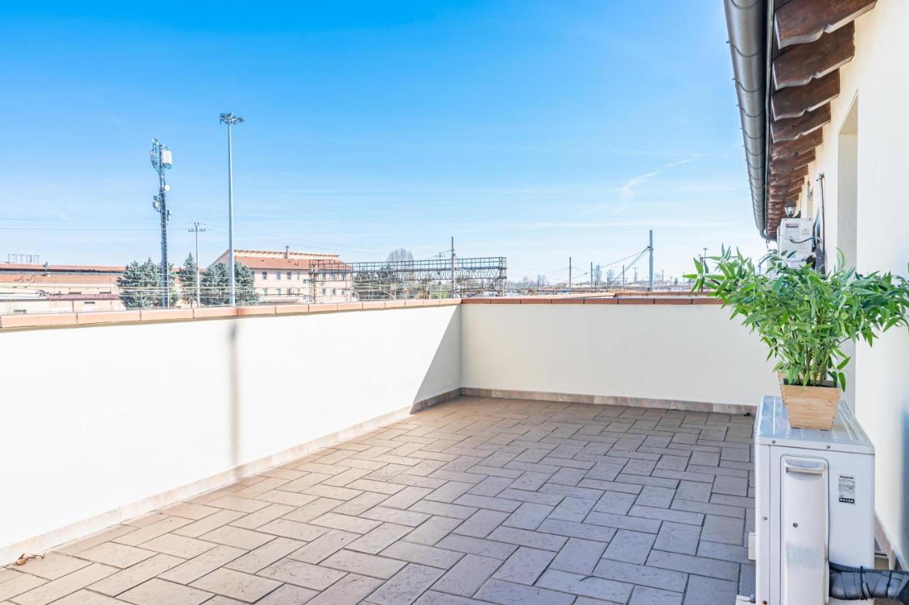 Parma Parco Ducale Duplex Apartment With Parking Extérieur photo